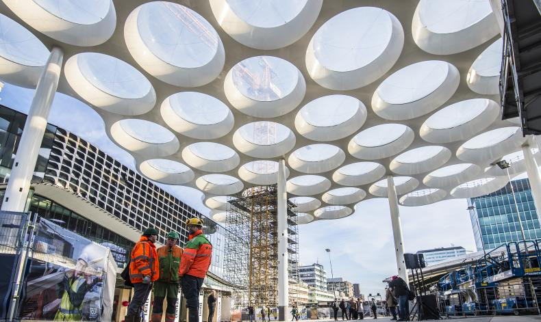 Luifel Stationsplein, ontw. en foto: Ector Hoogstad Architecten