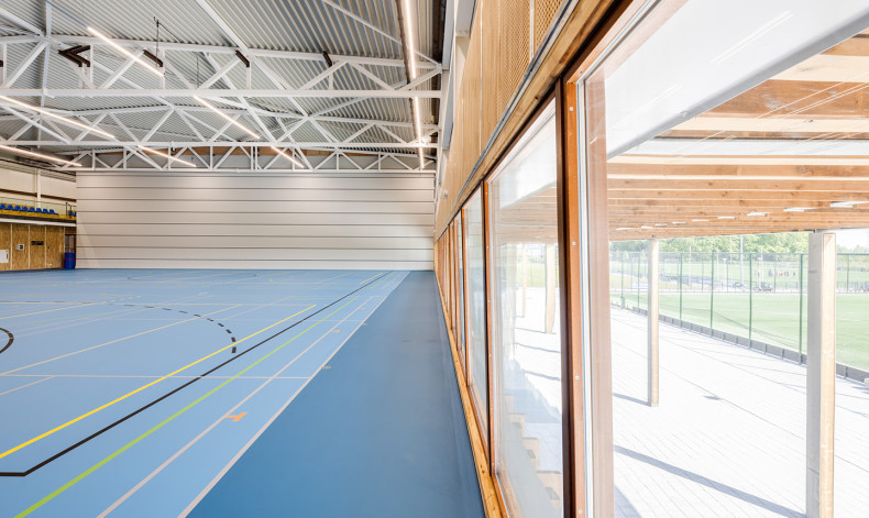 Sporthal Bredius, arch.: Lichtstad Architecten, foto: Bas Gijselhart.